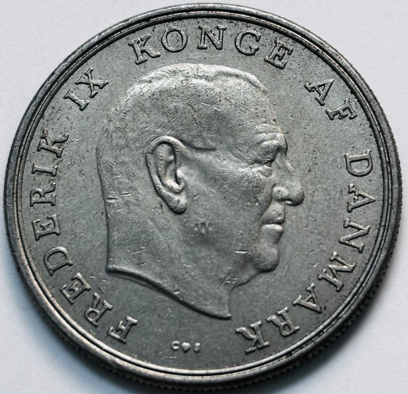 文馨钱币收藏第 280 场， 长期接收代拍品 好品 1971 年丹麦佛雷德里克九世国王 5 克朗，第一版关门年