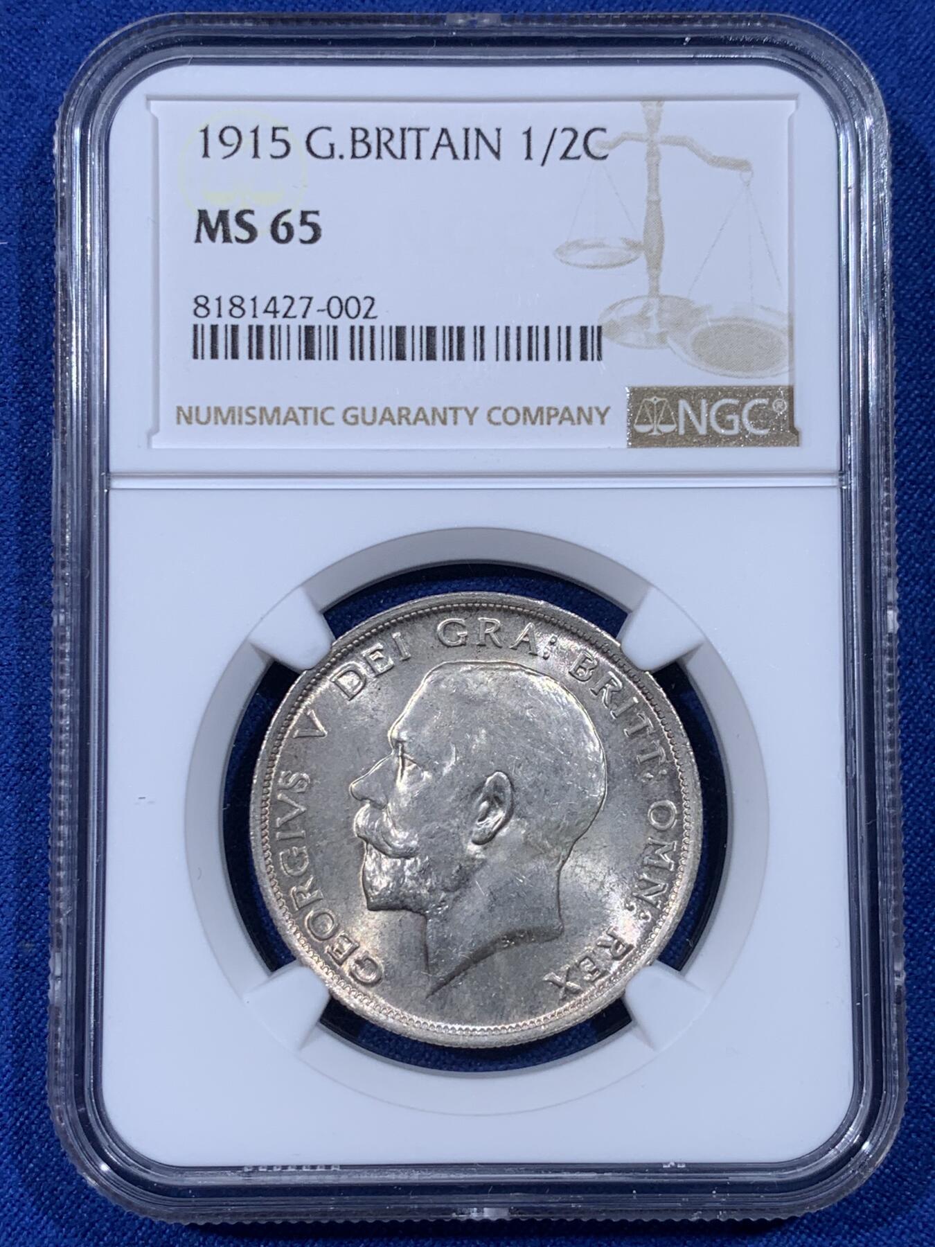 《竞宝斋》第436场 周日，周一2场连拍 （全场包邮） NGC MS65 英国1915年乔治五世半克朗银币，收藏级高分，极好品相，光度好，干净清爽。流通版能到65分难度很大，书价365美金，接近64分的两倍。P盒同分竞宝斋年初1880元不含佣成交