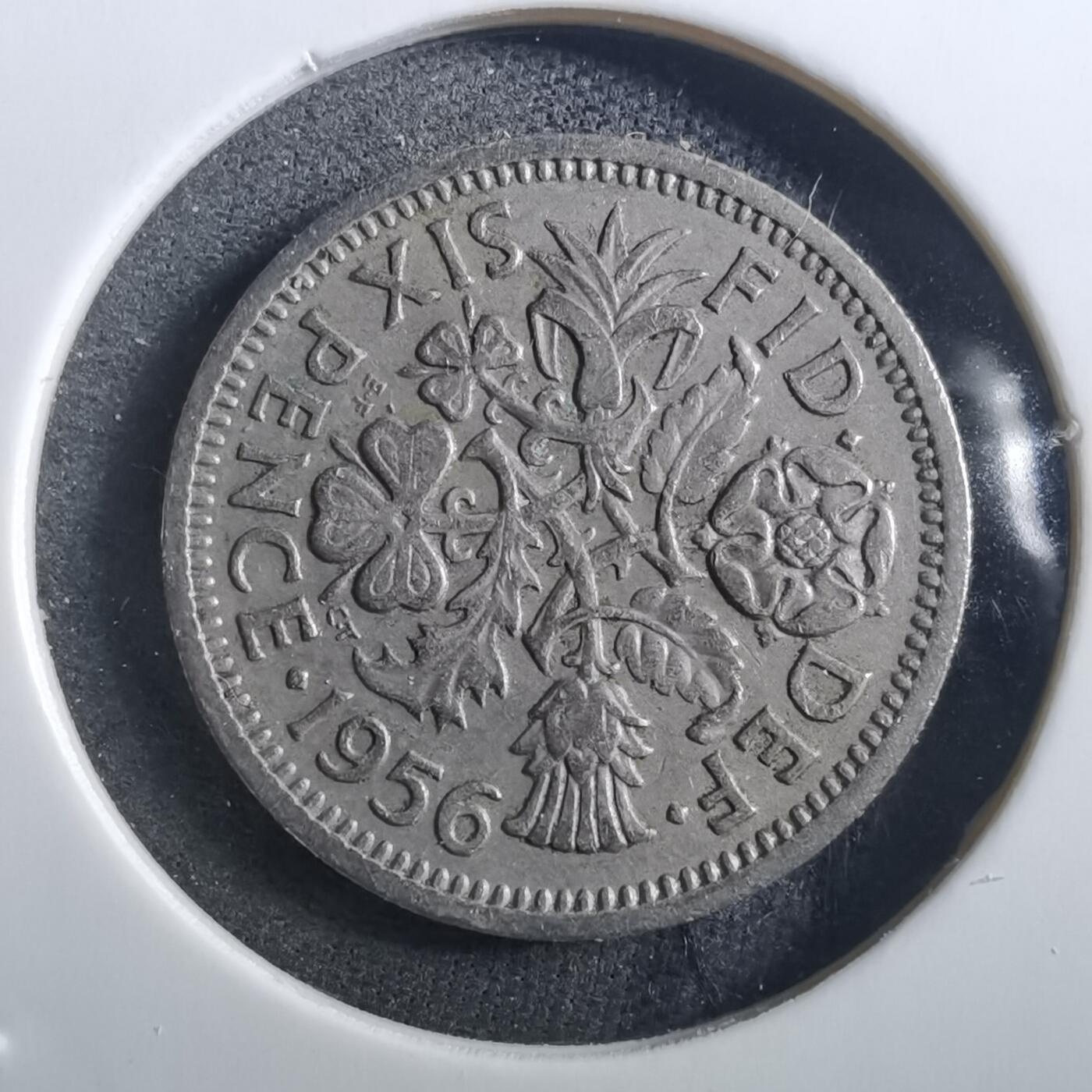 沼泽如烟--第897场 英国1956年6便士