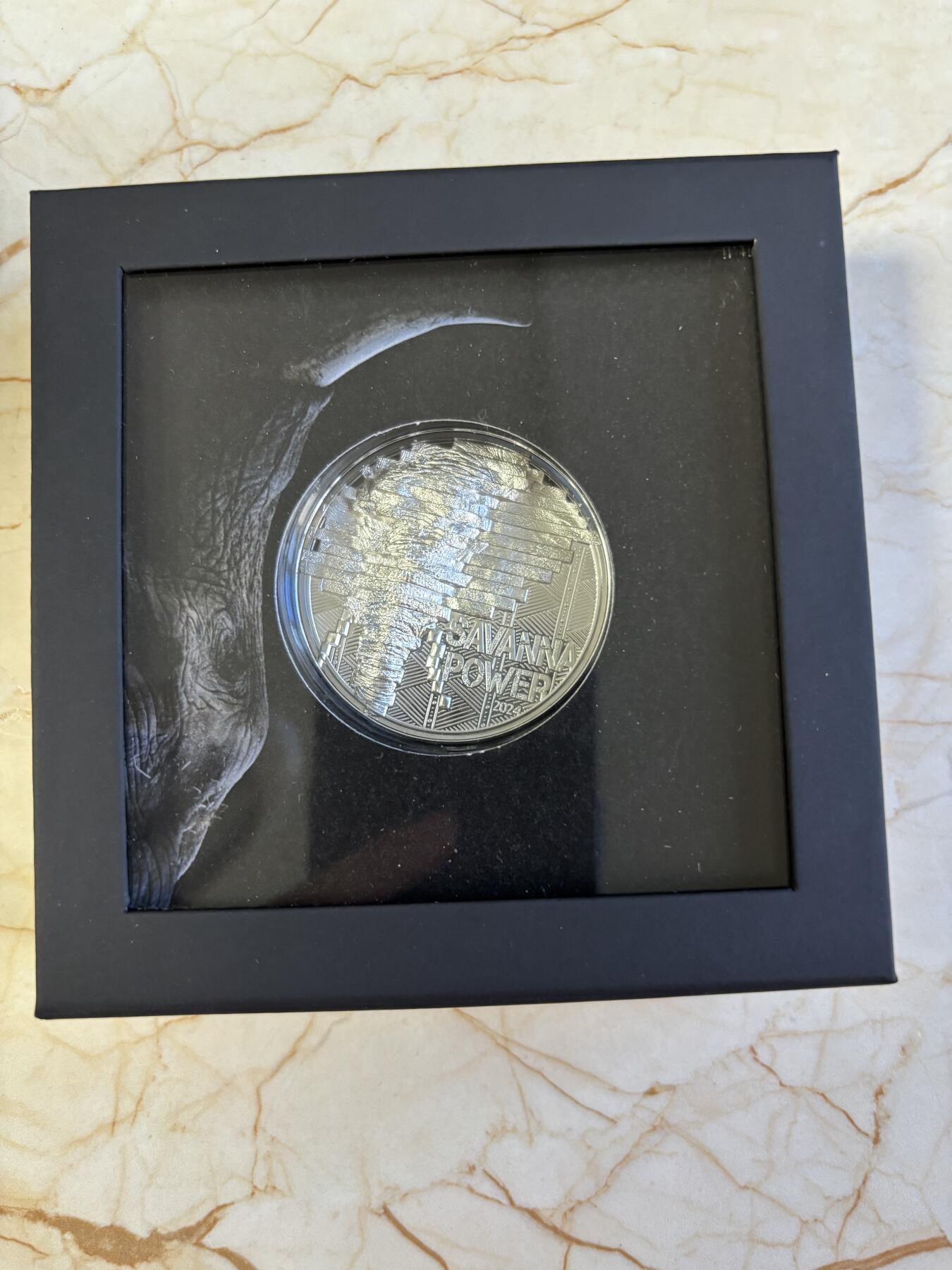 第181期拍卖 库克2024年重现系列1非洲大象2盎司不规则纪念银币，9999银，发行999枚