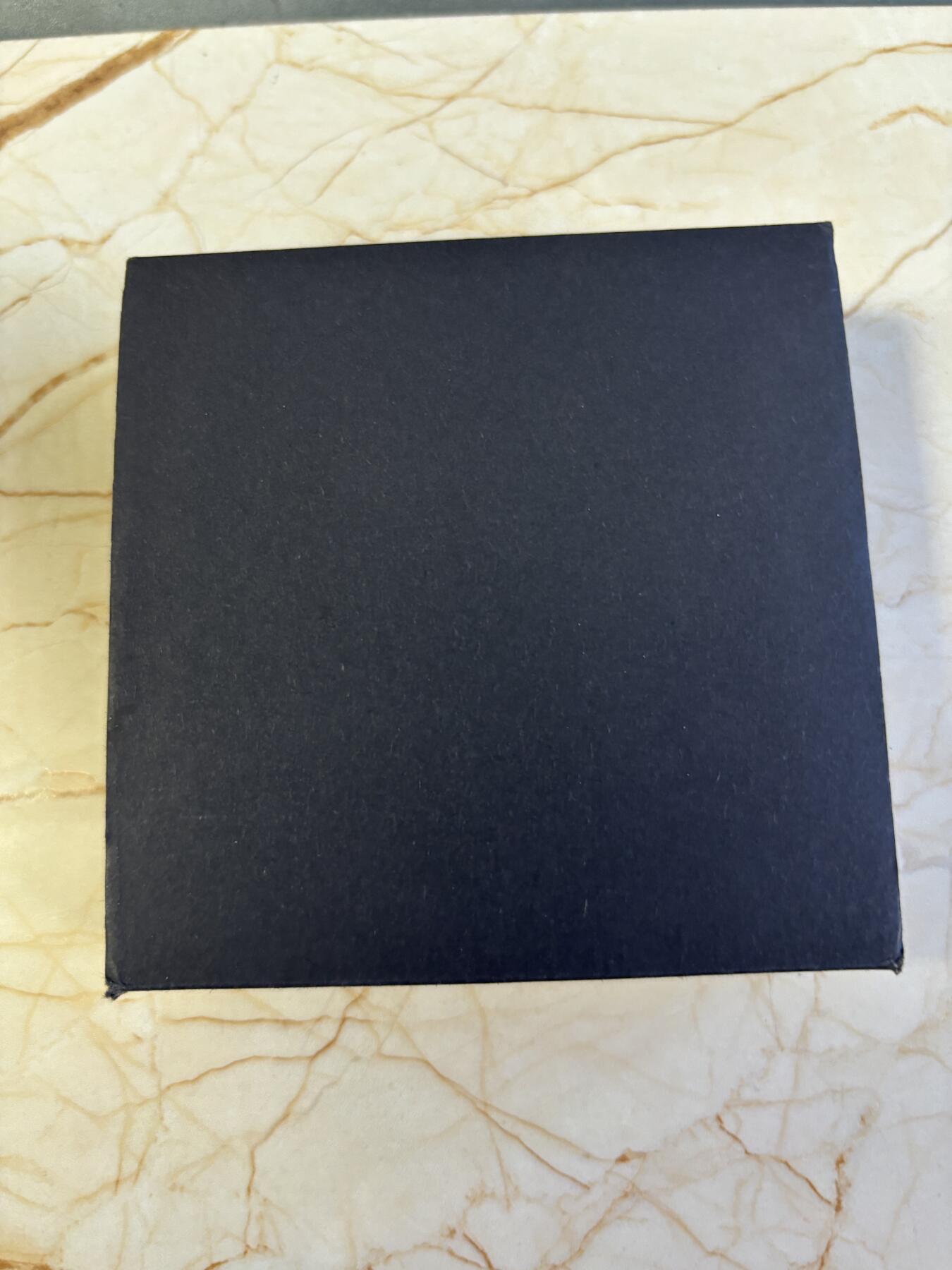 第181期拍卖 库克2023年圣米歇尔山2盎司超高浮雕彩色纪念银币，999银，发行500枚