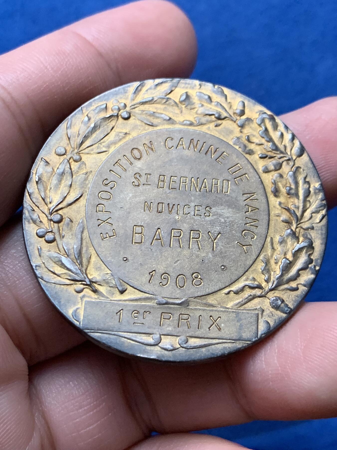 《竞宝斋》第436场 周日，周一2场连拍 （全场包邮） 1908年法国犬类博览会镀金银章 丰饶角1银标 44.25克 44mm