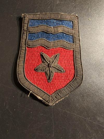 老王徽章第162期 - 美国二战中东战区陆军司令部臂章     军官金属丝版本