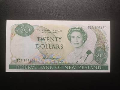 2025十一月第三期，总201期 - 新西兰1985版20元UNC-无47，中年女王和鸽子