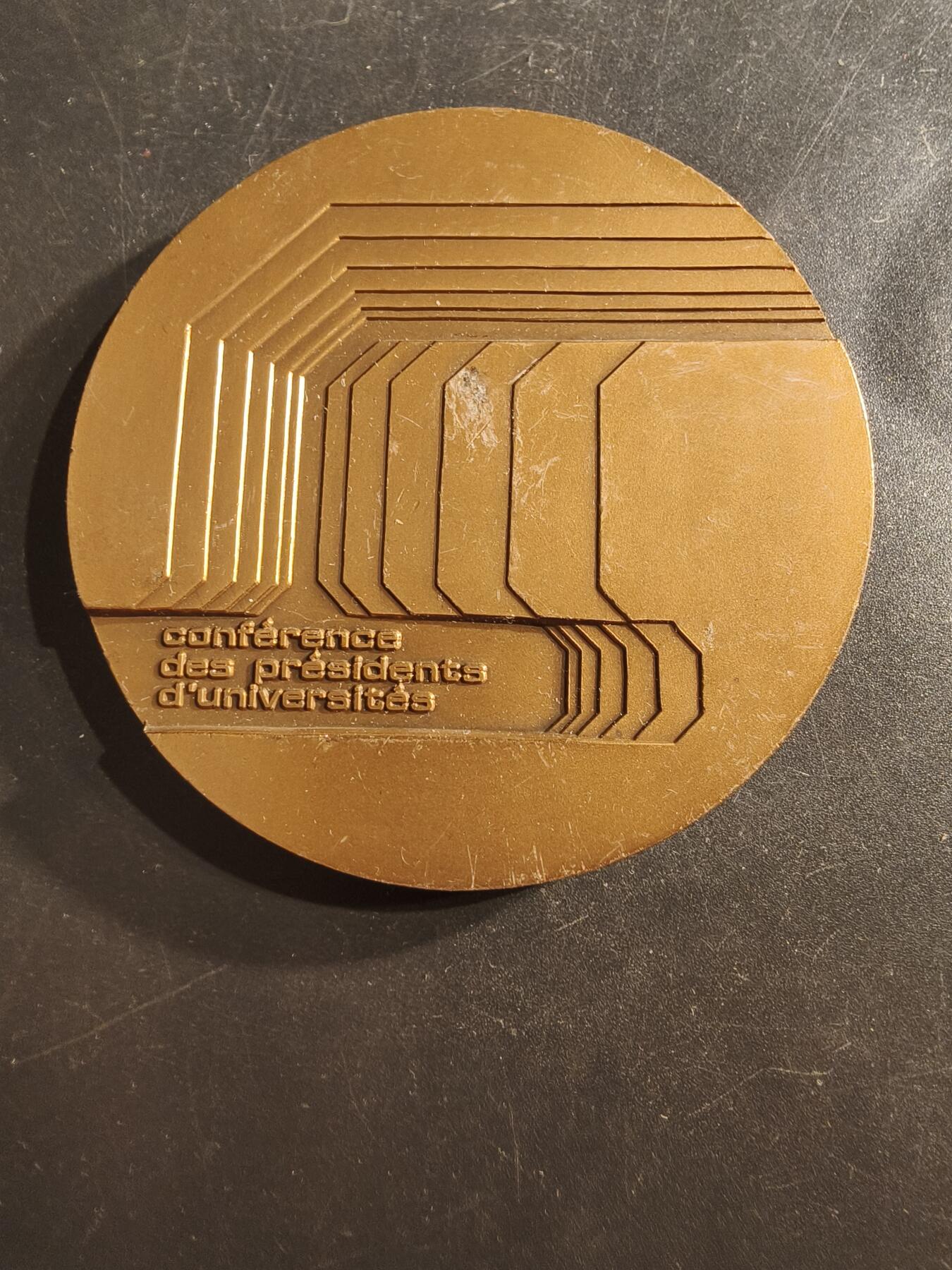 老王徽章第162期