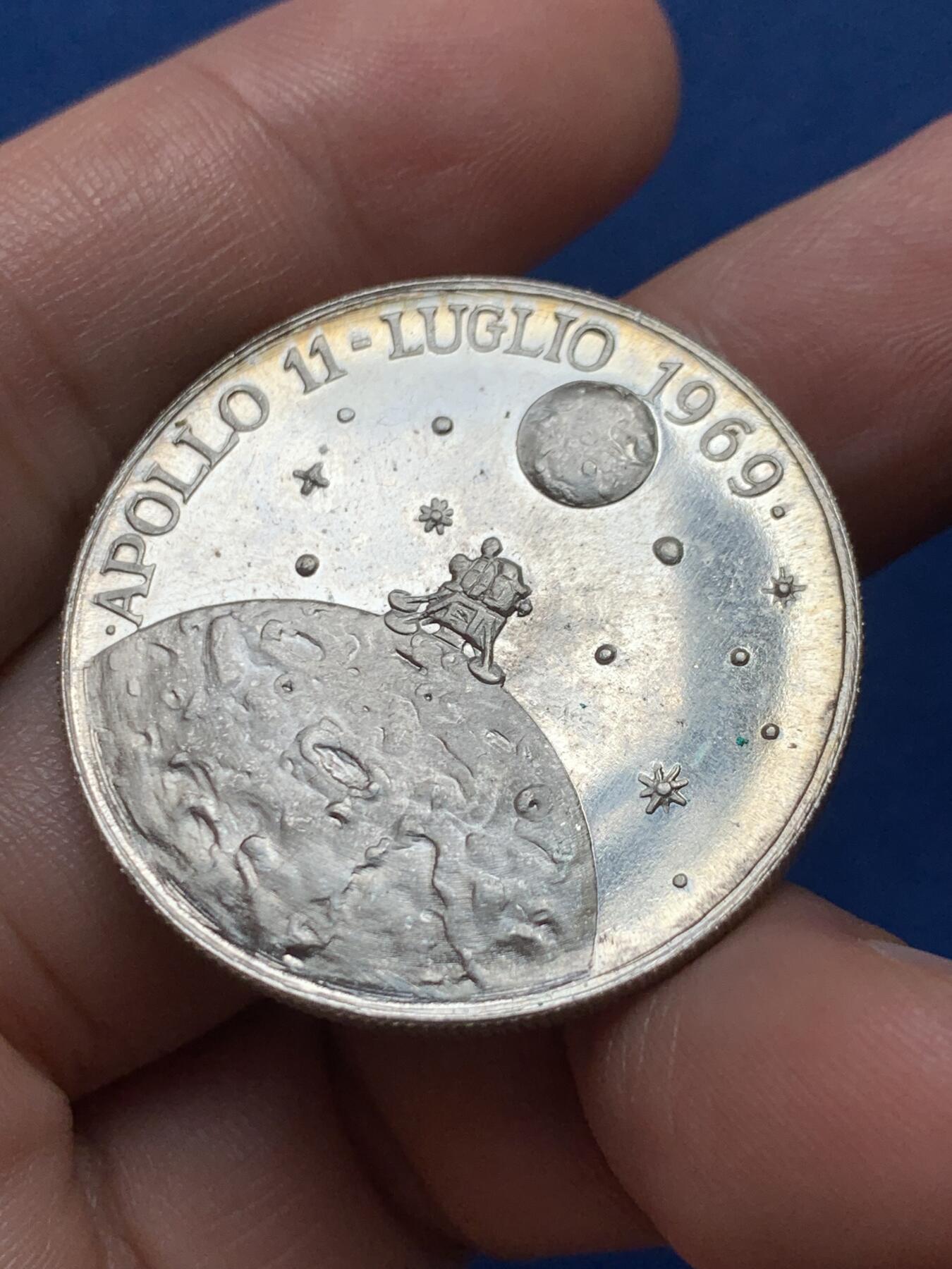 《竞宝斋》第436场 周日，周一2场连拍 （全场包邮） 阿波罗11号1969年飞船登月镀银纪念章 15.5克 35mm