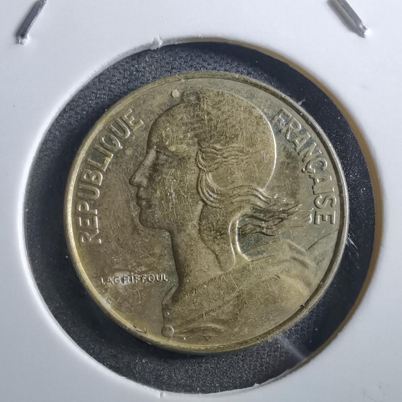 沼泽如烟--第897场 法国1976年十分