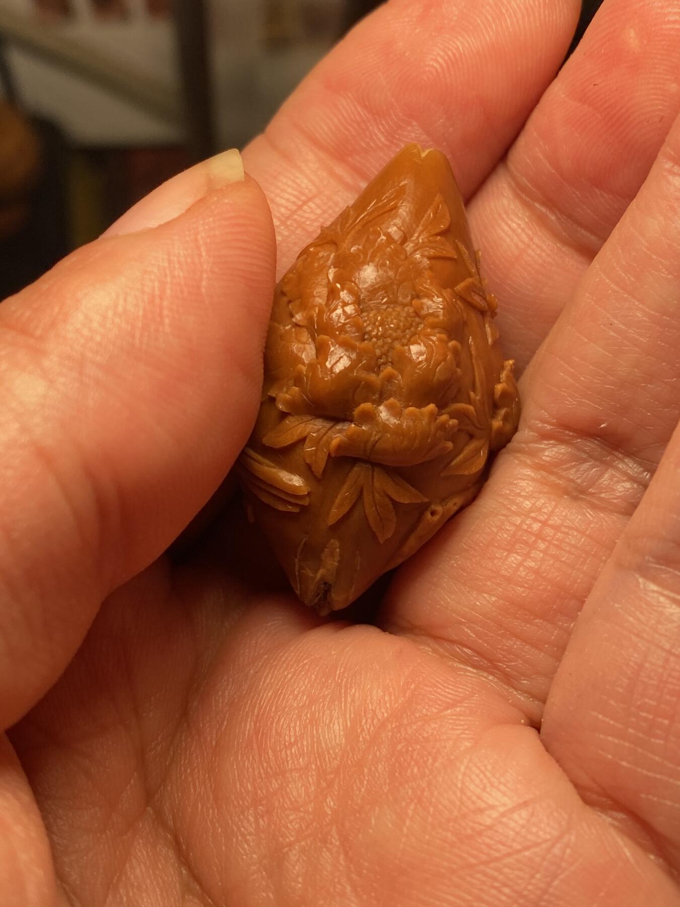 大佬都在看的苏工核雕捡漏价