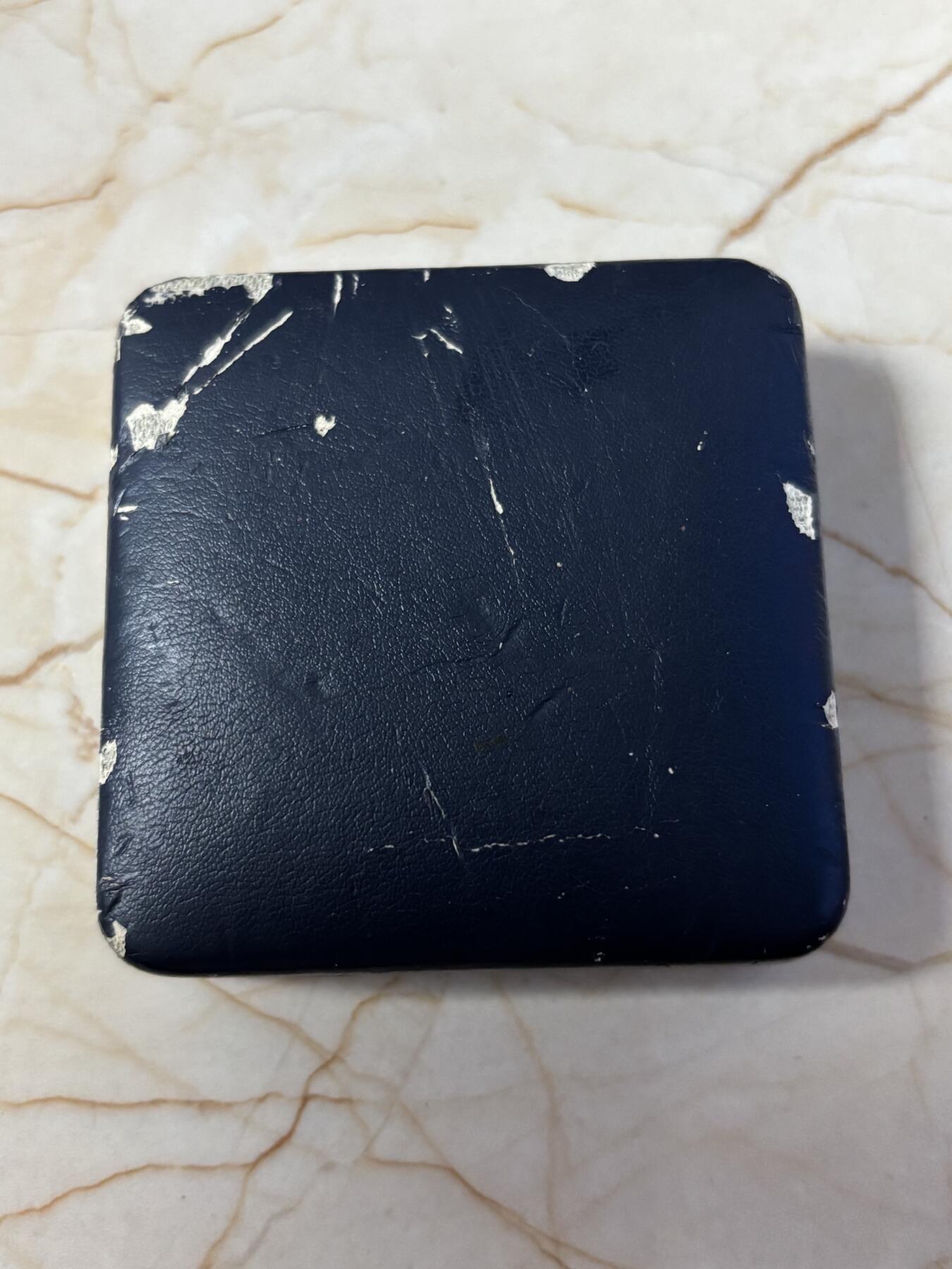 第181期拍卖 中国2015年熊猫1盎司幻彩纪念银币带盒证书，999银，发行1000枚