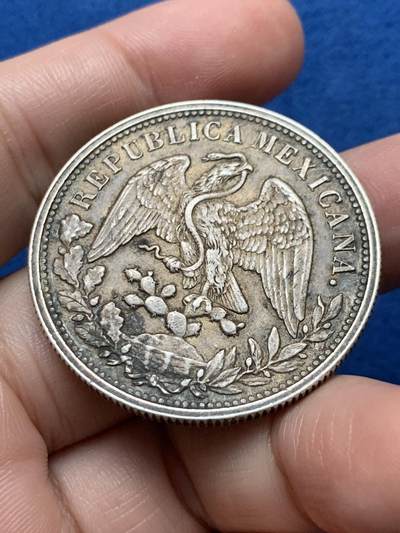 《竞宝斋》第437场 周日，周一2场连拍 （全场包邮） 墨西哥1898年MO AM版直边鹰洋，图案齿边清晰，原味深彩。