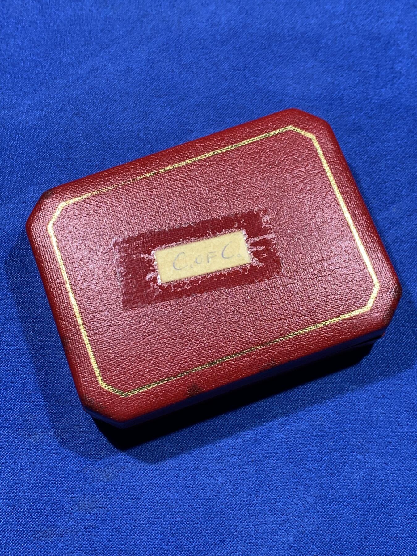 《竞宝斋》第437场 周日，周一2场连拍 （全场包邮） 马恩岛1977年伊丽莎白二世女王登基25周年1克朗银币 带盒