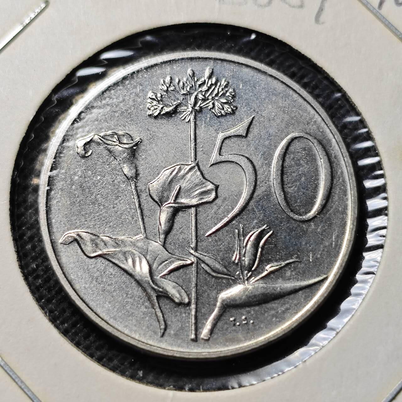 KK钱币收藏小铺  第368场  2月预留时间 周末发货  1975南非50分