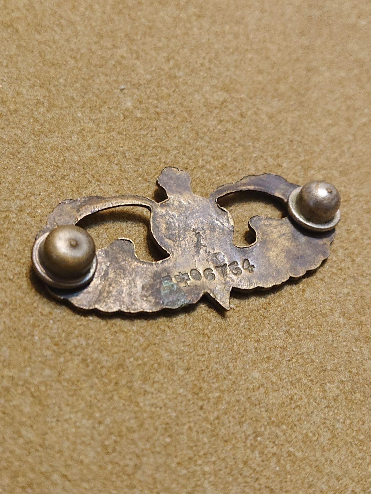 【第壹場】近代勋奖章徽章服饰杂项专场 民国伞兵胸标