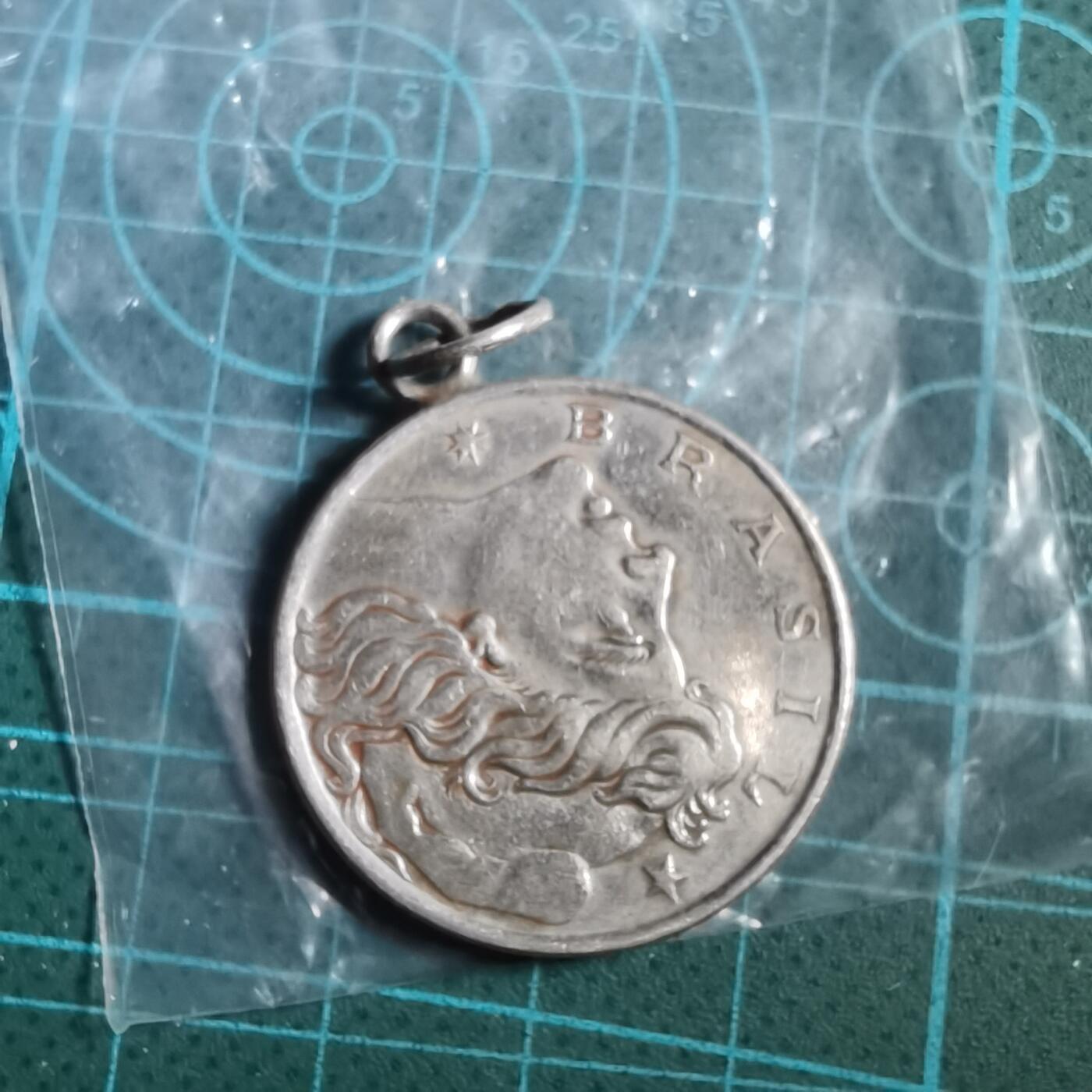 沼泽如烟--第899场 巴西1976年1克鲁塞罗挂件