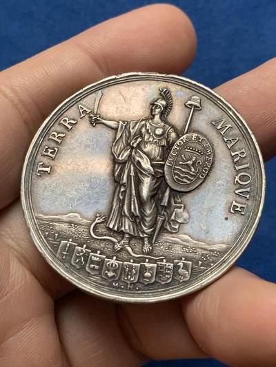 《竞宝斋》第437场 周日，周一2场连拍 （全场包邮） 荷兰拿骚-奥兰治家族纪念威廉四世于1747年就任尼德兰联合省执政官银章 稀有 30.05克 43.8mm