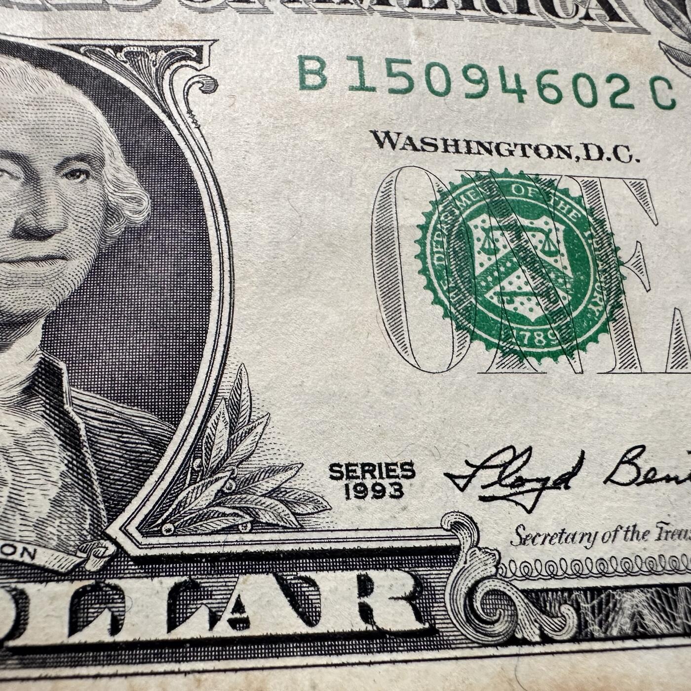 🌹外币初藏🌹🐯2025年第126场  每周二四六晚8️⃣点 接代拍 美国1993年一美元