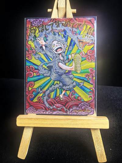 无佣金 不寄存 不收拍 链接少 我只是一个小小的卡牌收藏玩家  满150包邮非偏远  需要多宫大佬请私聊 部分卡牌设有底价（不想玩的那么累，即使有底价也会比市场价便宜的多，懂的自然懂） 拒绝小号抬价 大家放心拍 所有拍品部分套有卡膜 部分卡牌多宫 自制卡牌 不包厂瑕 放大镜 品控 勿拍 流拍商品会循环 感谢大家支持 留个关注 不定时上新 谢谢 - 奇点卡牌 ◤满赠◥ 海贼 粗闪