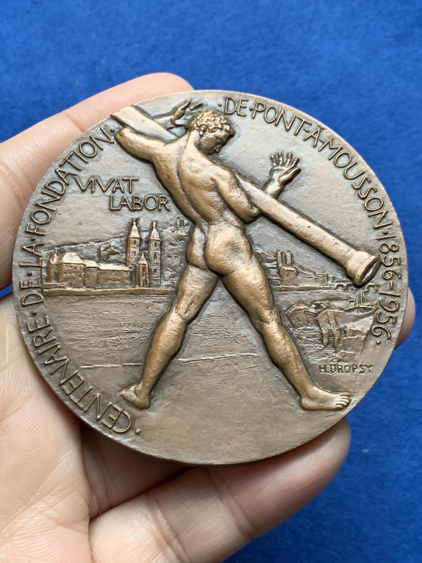 《竞宝斋》第437场 周日，周一2场连拍 （全场包邮） 名家名作 纪念蓬阿穆松市建城100周年大铜章 149克 67.7mm 丰饶角铜标 带盒 背面世界地图漂亮