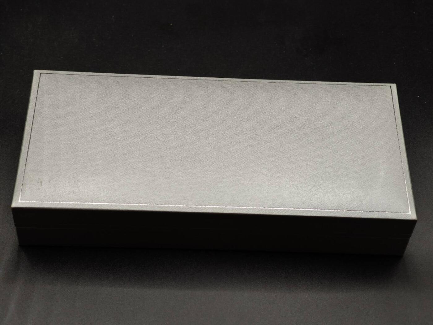 【淘币小摊】实时拍第七百九十五拍   银币套币场   满百包邮可预留二周 每周一统一发货   越南2002年马年生肖彩色精制银币3枚套原盒原证发行量3800套