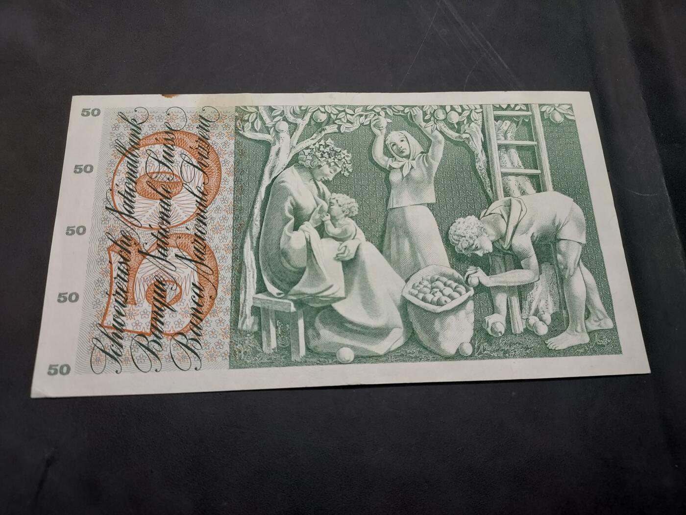 博彦收藏  11月15日 8点 钱币专场 1961 瑞士 50法郎苹果园 8品 边有脏