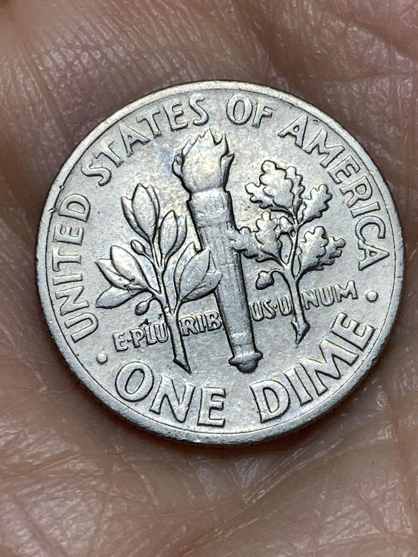 2025年第一百二十七场(总第一百五十三场）外国好品章牌、散币(免佣金) 美国🇺🇸1967年1角(罗斯福1角第二版，早期年份，无标版)