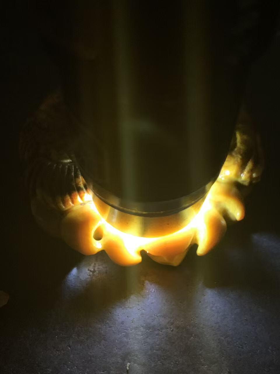 精美亚光战国红玛瑙手工俏色巧雕龙鱼莲花平安扣，（吊坠）一个