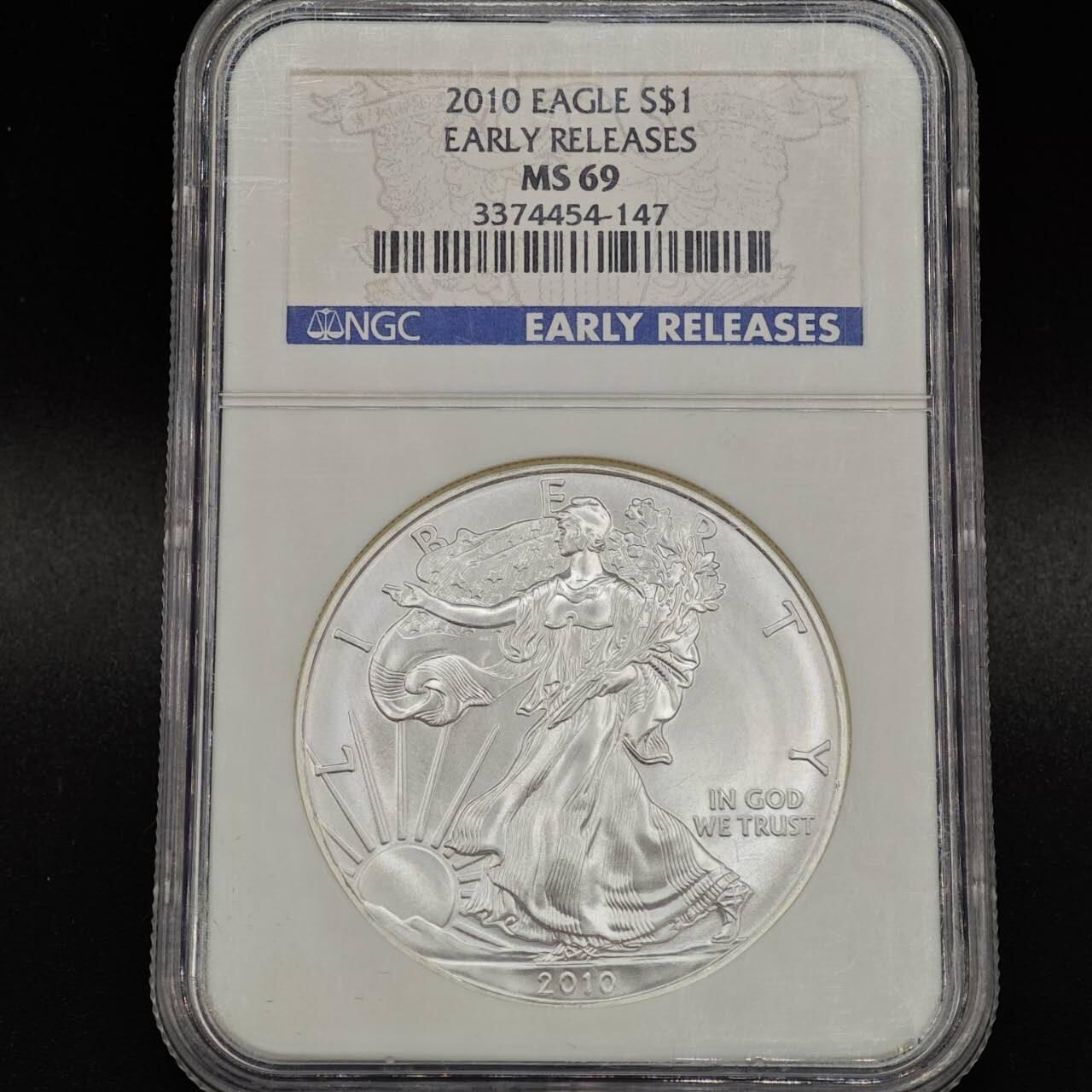 【淘币小摊】实时拍第七百九十五拍   银币套币场   满百包邮可预留二周 每周一统一发货   美国 2010年行走鹰洋一盎司银币 NGC MS69