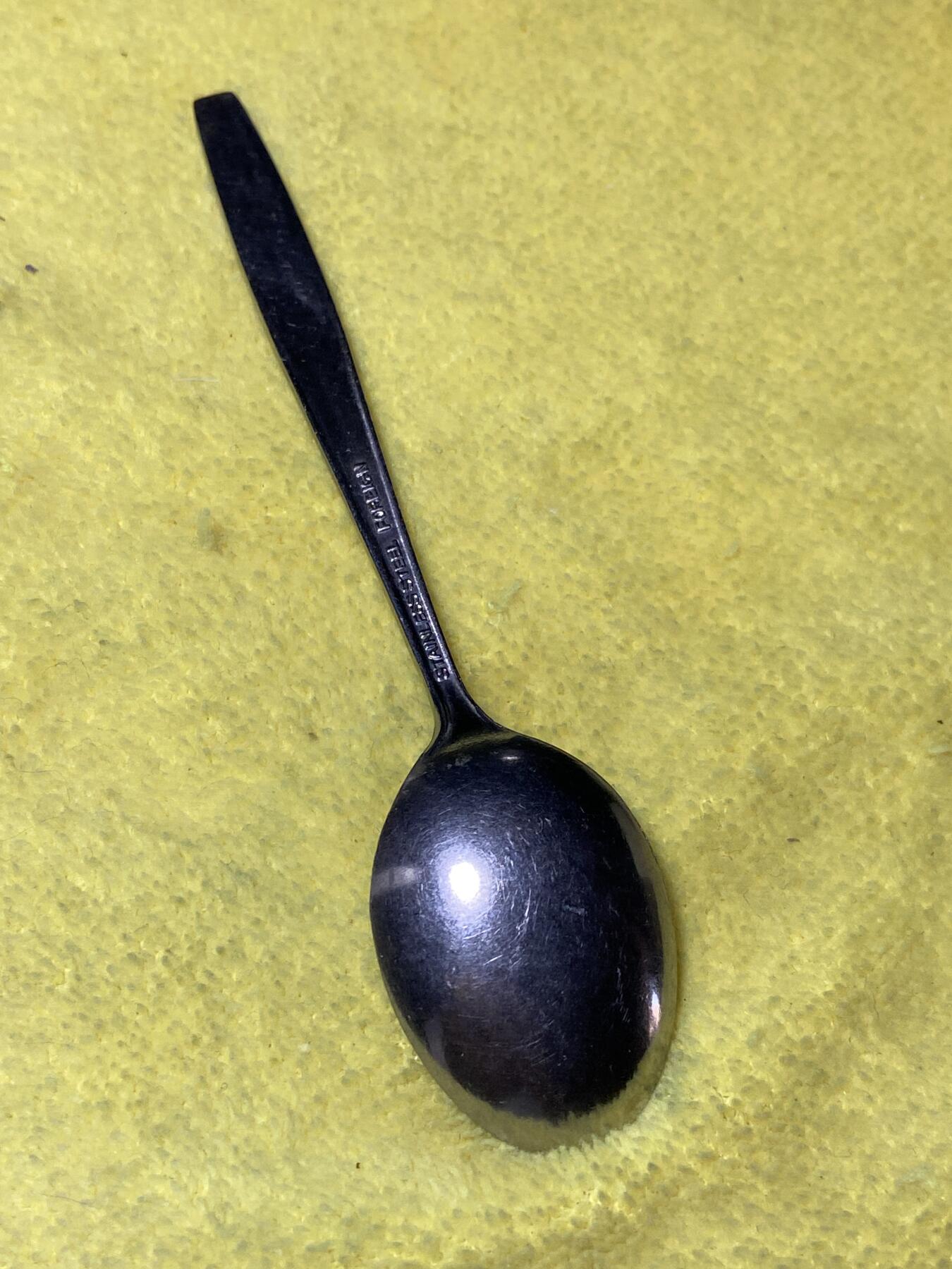 2025年第一百二十七场(总第一百五十三场）外国好品章牌、散币(免佣金) 英国🇬🇧进口不锈钢材质餐勺