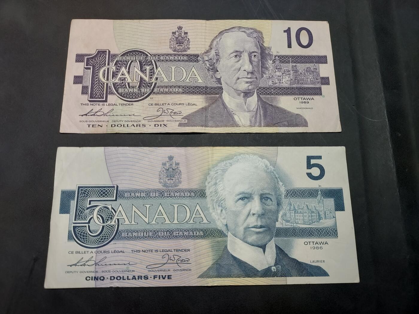 博彦收藏  11月15日 8点 钱币专场 加拿大 旧版5/10元 各一张 流通品