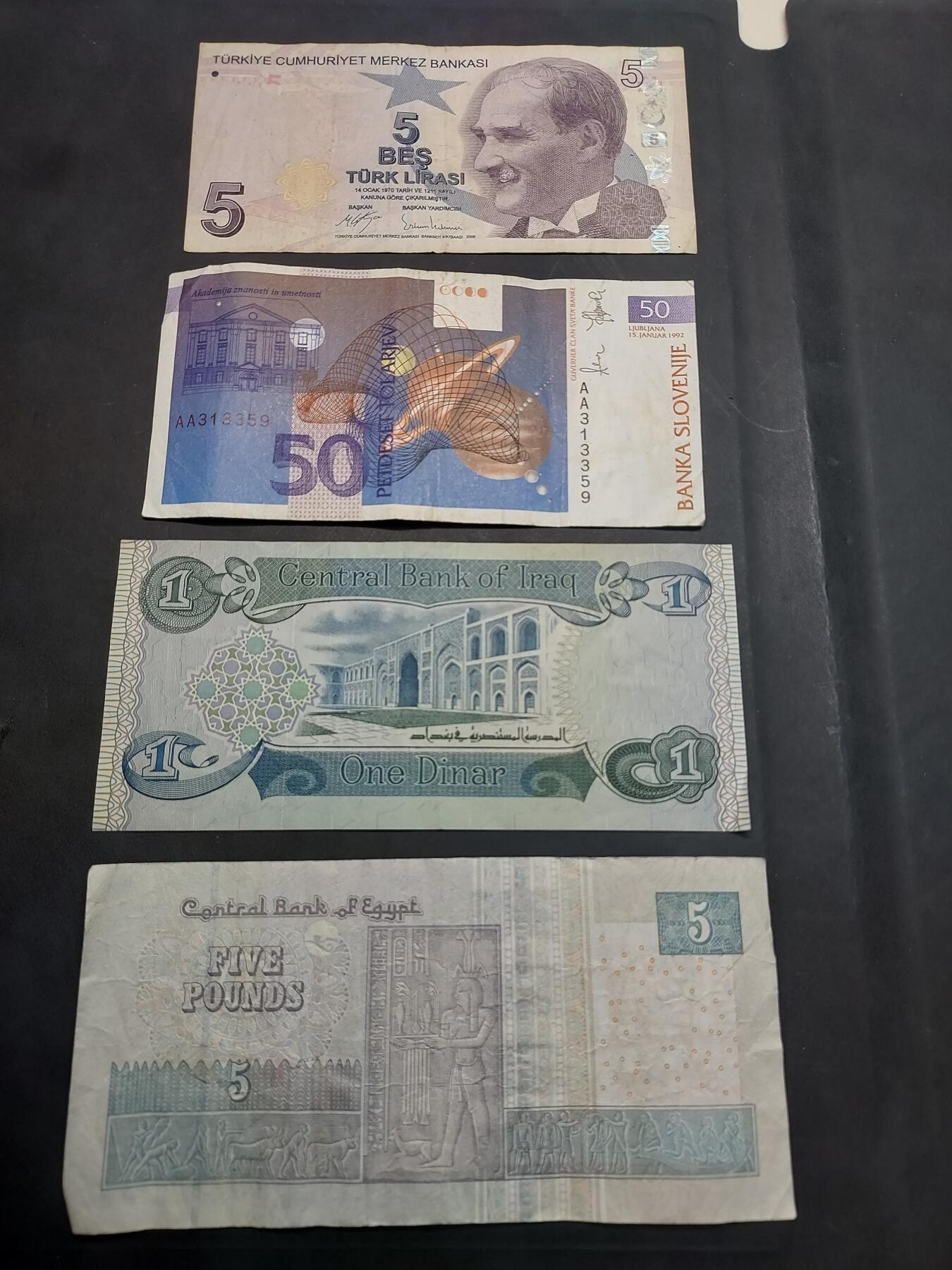 博彦收藏  11月15日 8点 钱币专场 外国纸币4张 流通品