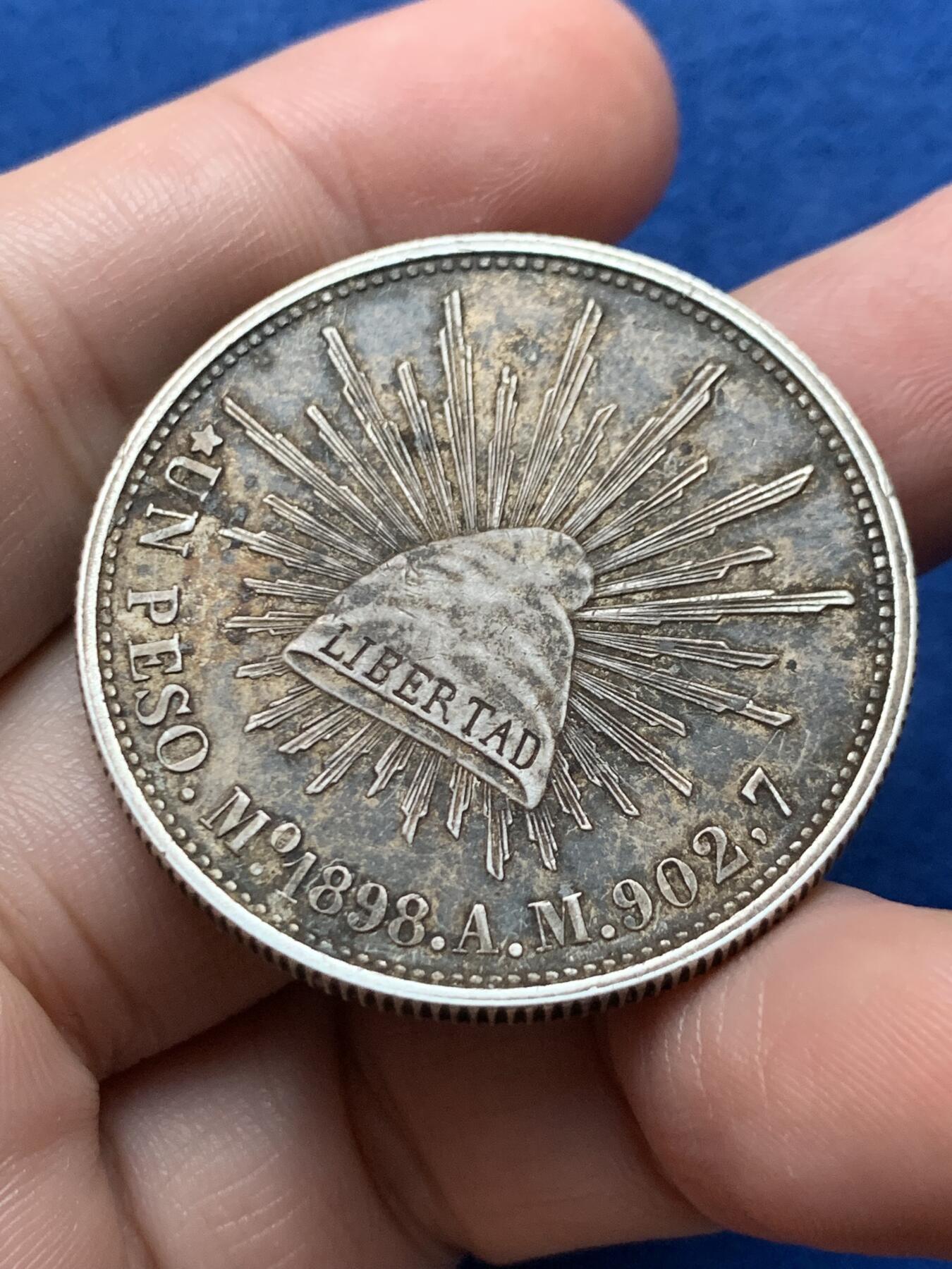 《竞宝斋》第437场 周日，周一2场连拍 （全场包邮） 墨西哥1898年MO AM版直边鹰洋，图案齿边清晰，原味深彩。