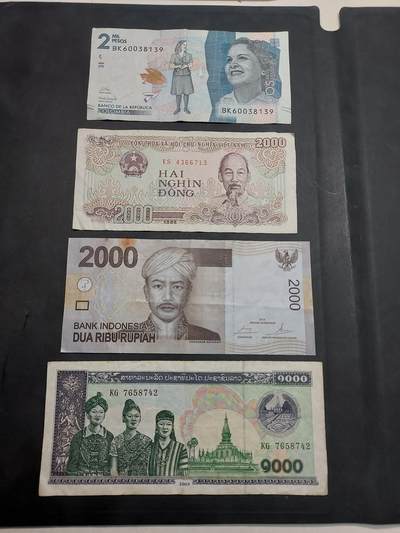 博彦收藏  11月15日 8点 钱币专场 - 哥伦比亚等外国纸币4张 流通品