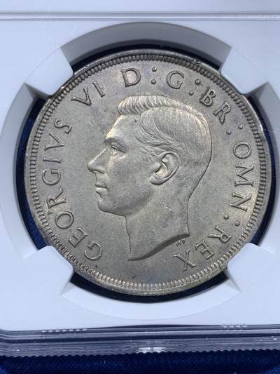 《竞宝斋》第437场 周日，周一2场连拍 （全场包邮） NGC MS62 英国1937年乔治六世克朗银币，原味状态，转光好品。
