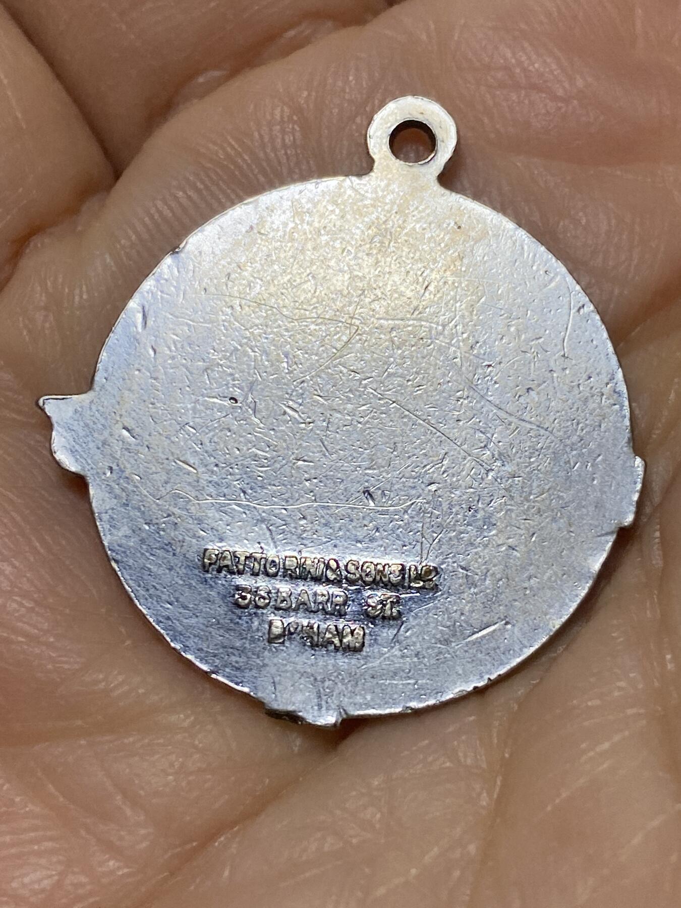 2025年第一百二十七场(总第一百五十三场）外国好品章牌、散币(免佣金) 航海主题纪念章，重6.51克