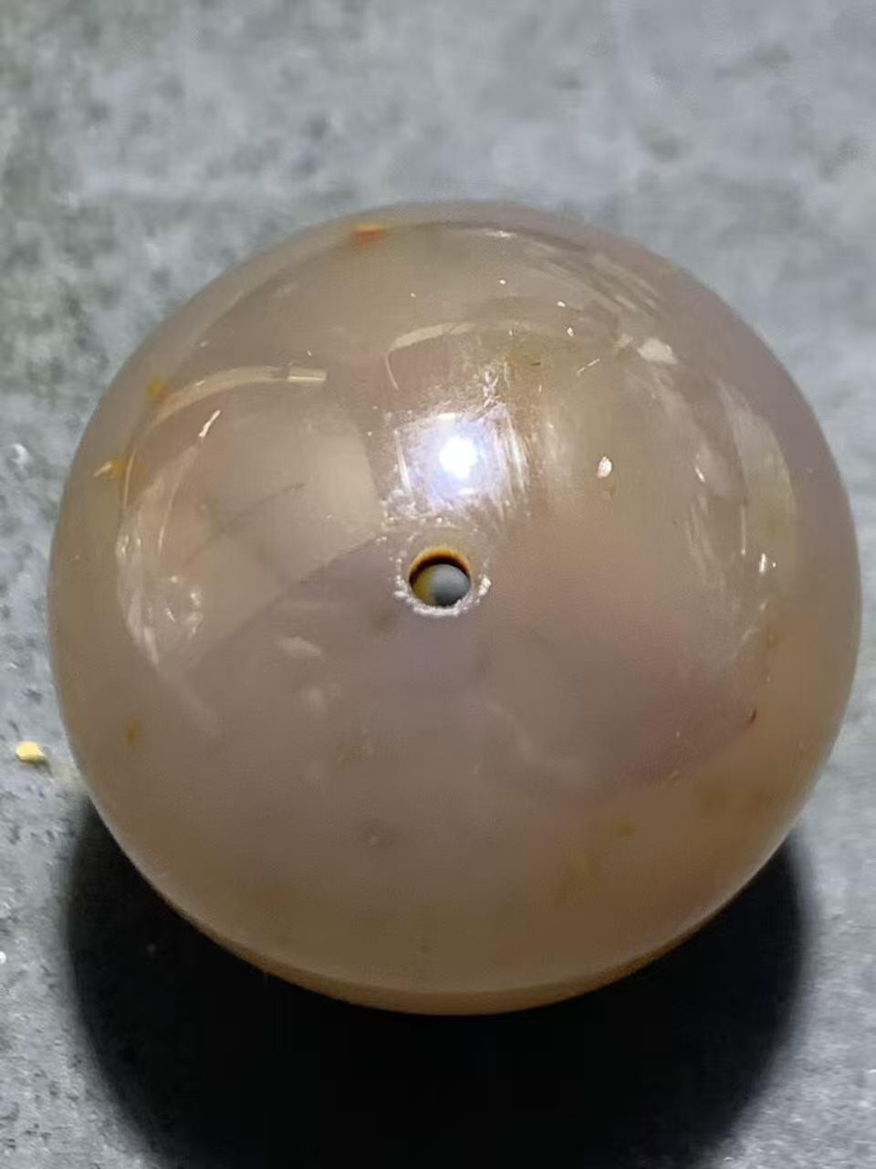 精美冻料草花纹高玉化战国红玛瑙圆珠一颗