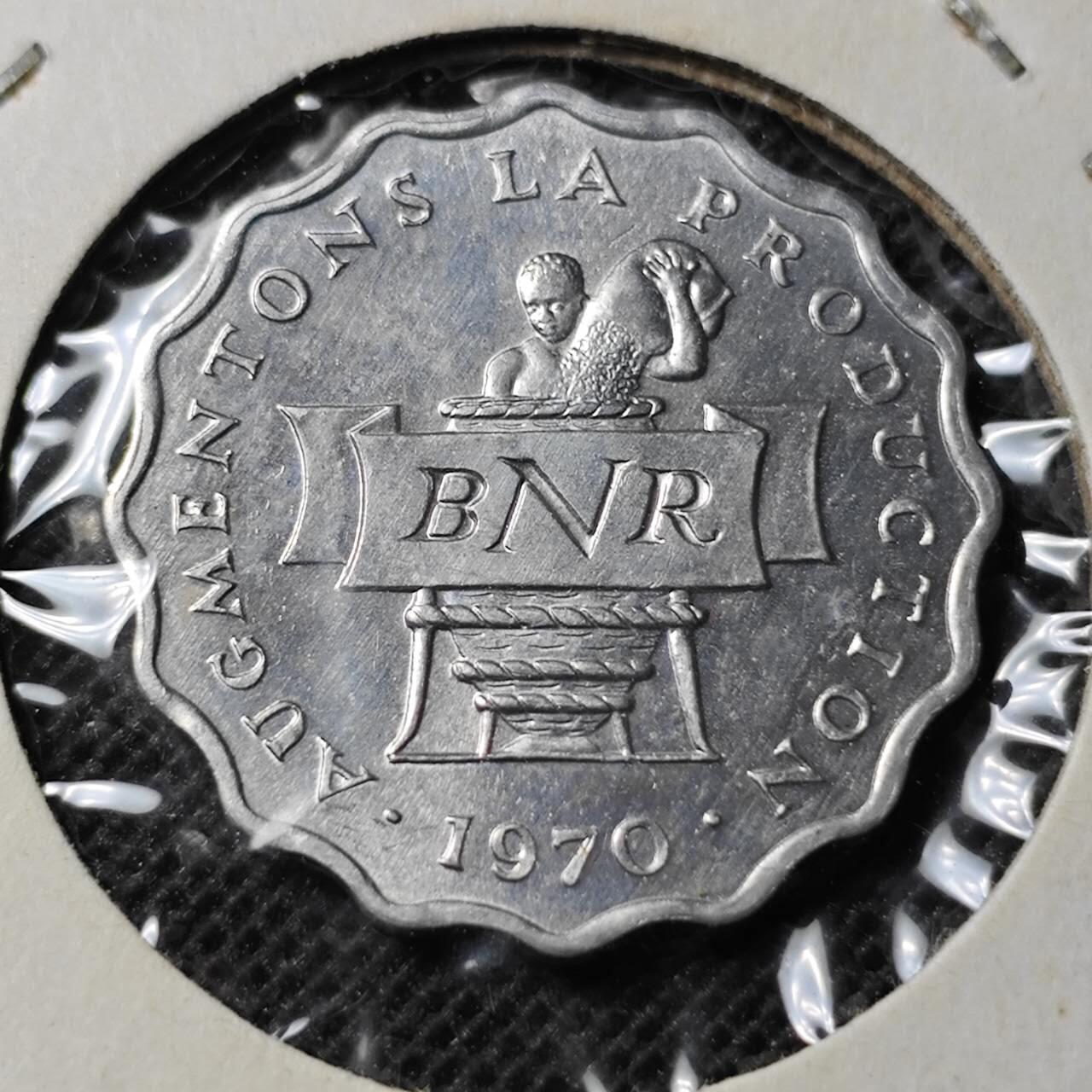 KK钱币收藏小铺  第368场  2月预留时间 周末发货  1970卢旺达2法郎 好品