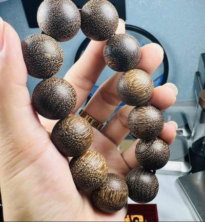 江南站杂件场 珠串檀木2.0