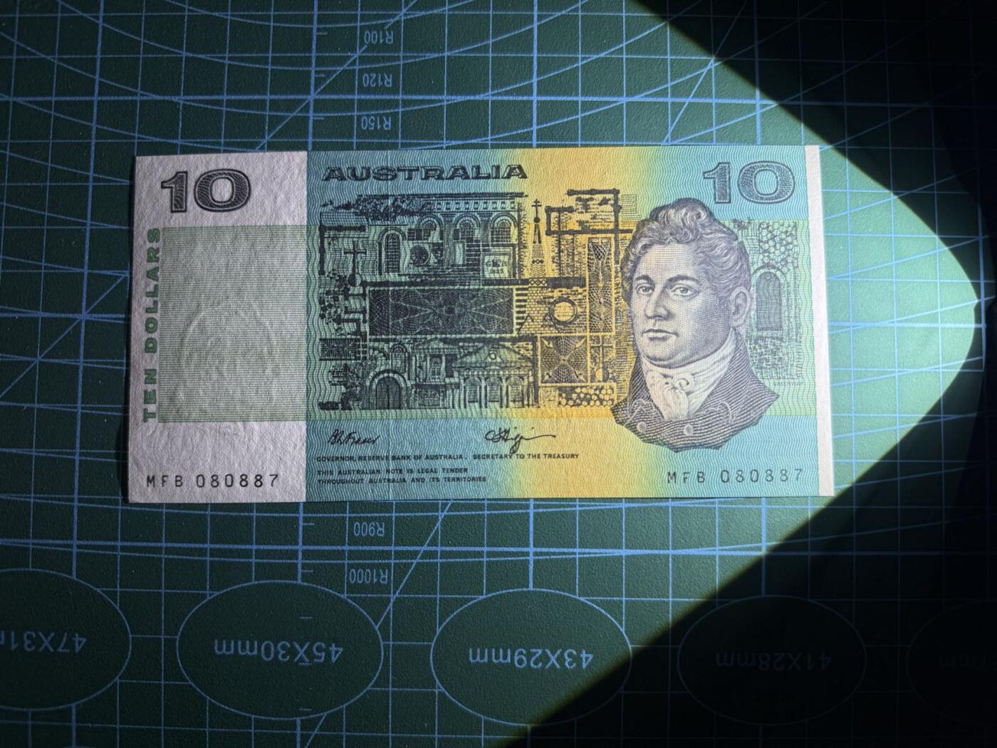 【炜奕收藏】，第五十期 1989年澳大利亚10元纸钞，UNC品相