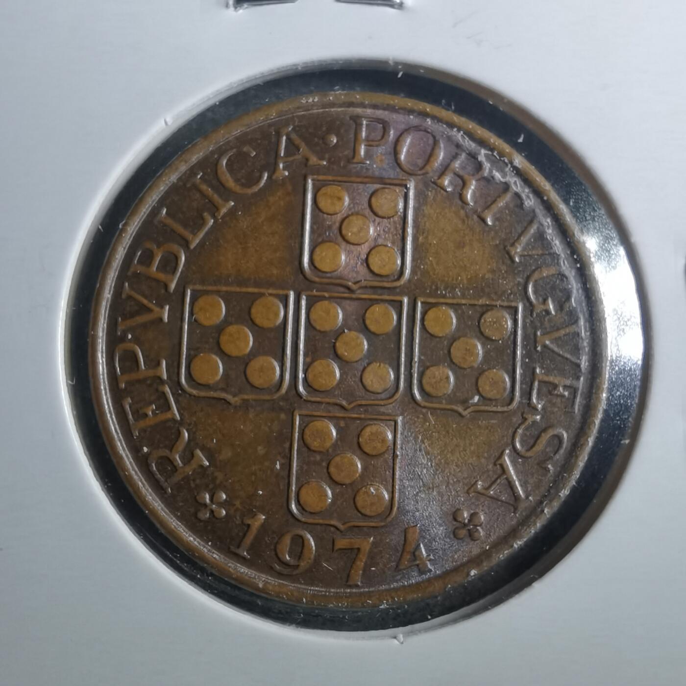 沼泽如烟--第899场 葡萄牙1974年1埃斯库多