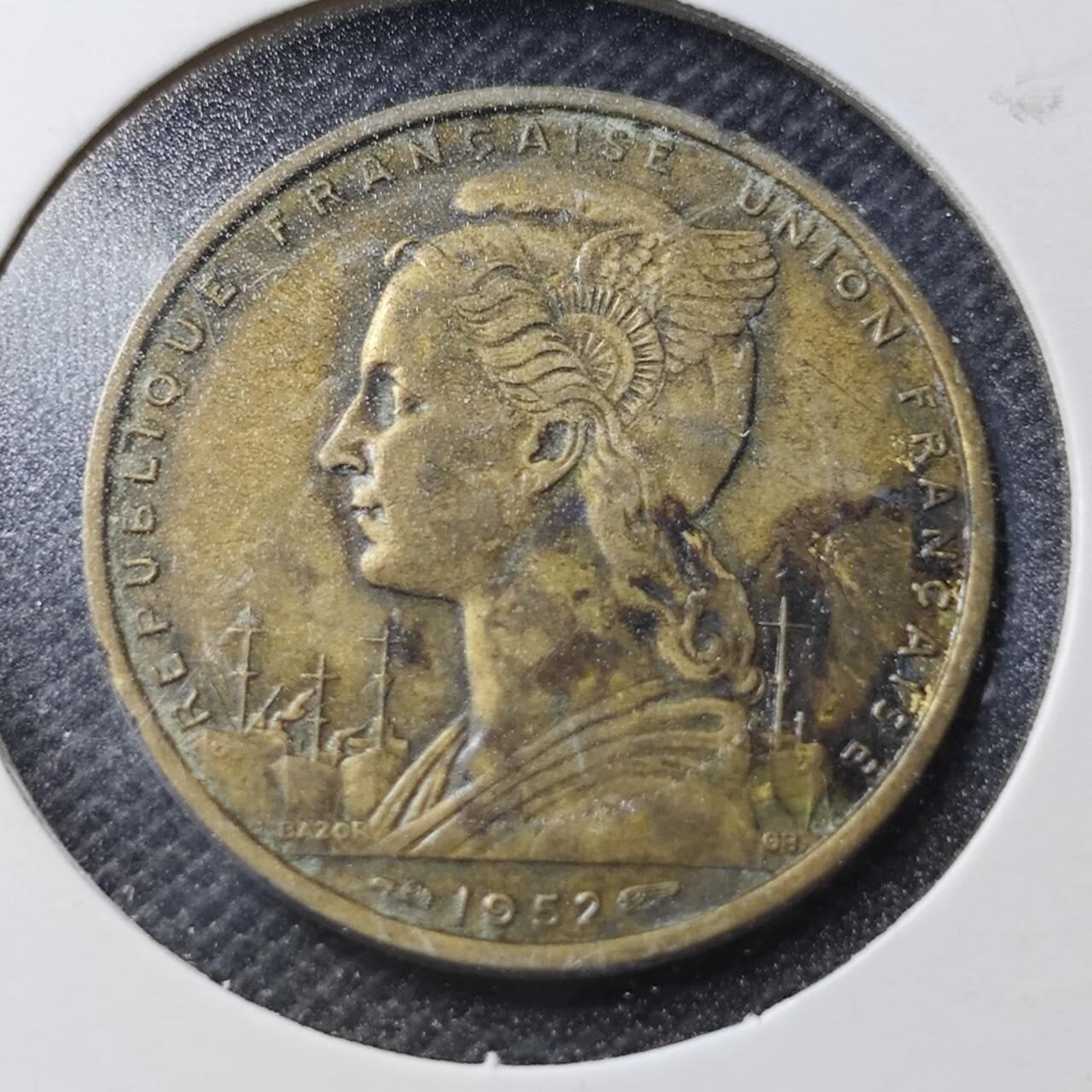 KK钱币收藏小铺  第368场  2月预留时间 周末发货  法属伊萨20法郎铜币