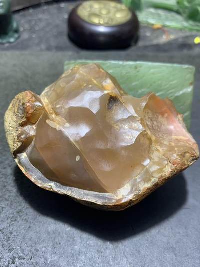 精美川料原皮荔枝冻大开窗料南红玛瑙原石一颗 - 精美川料原皮荔枝冻大开窗料南红玛瑙原石一颗