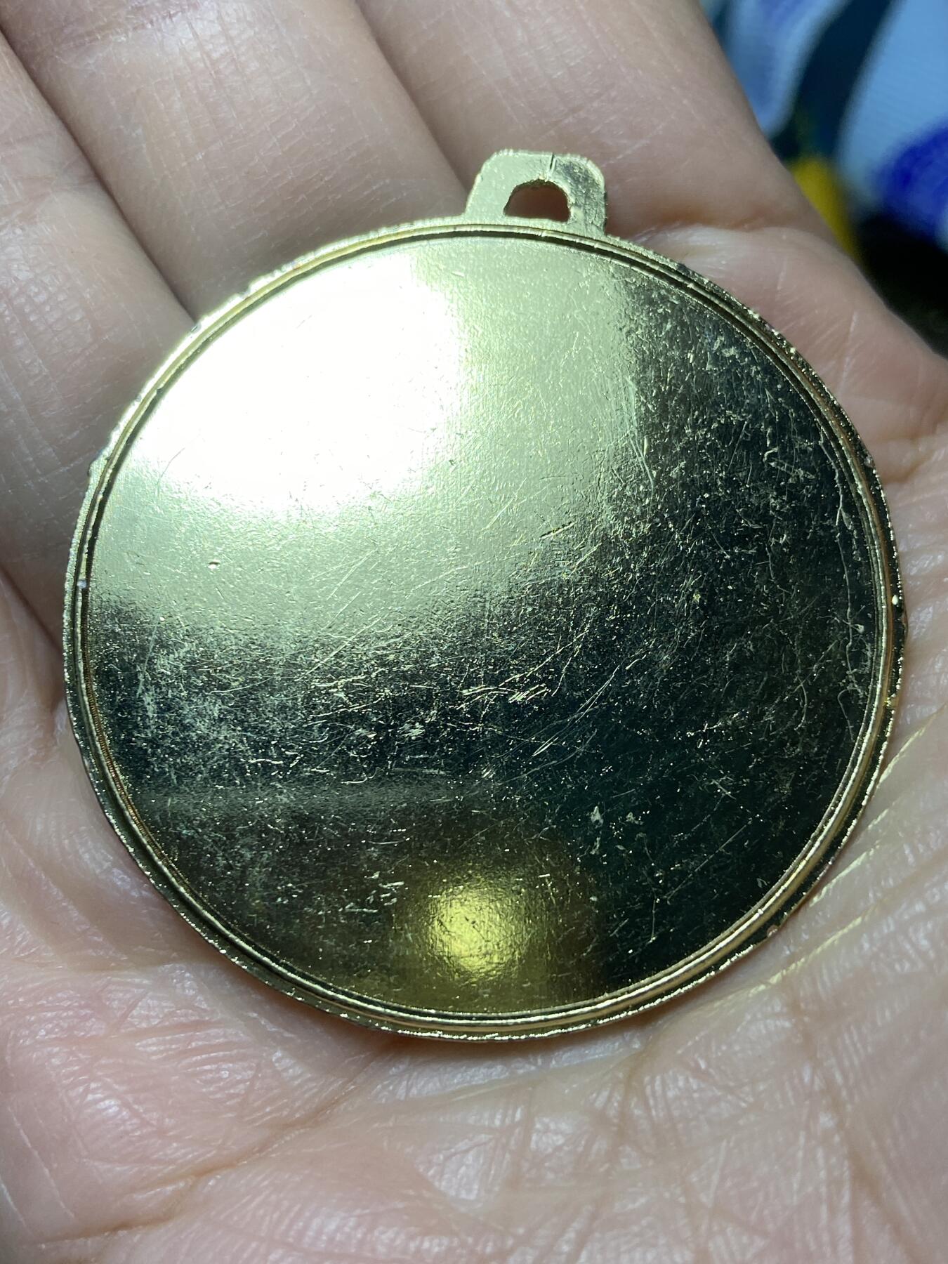 2025年第一百二十七场(总第一百五十三场）外国好品章牌、散币(免佣金) 高尔夫球赛奖牌，直径44.9毫米，厚3.6毫米，重23.02克