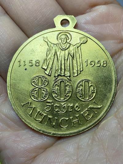 2025年第一百二十七场(总第一百五十三场）外国好品章牌、散币(免佣金) - 德国🇩🇪1958年慕尼黑建城800周年纪念章，重19.25克