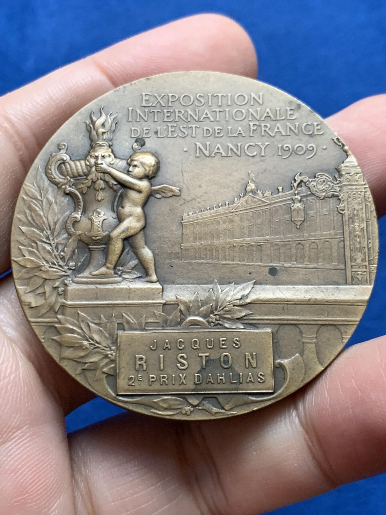 《竞宝斋》第437场 周日，周一2场连拍 （全场包邮） 1909年法国南希世博会纪念铜章 65.5克 49.8mm 丰饶角铜标 带盒