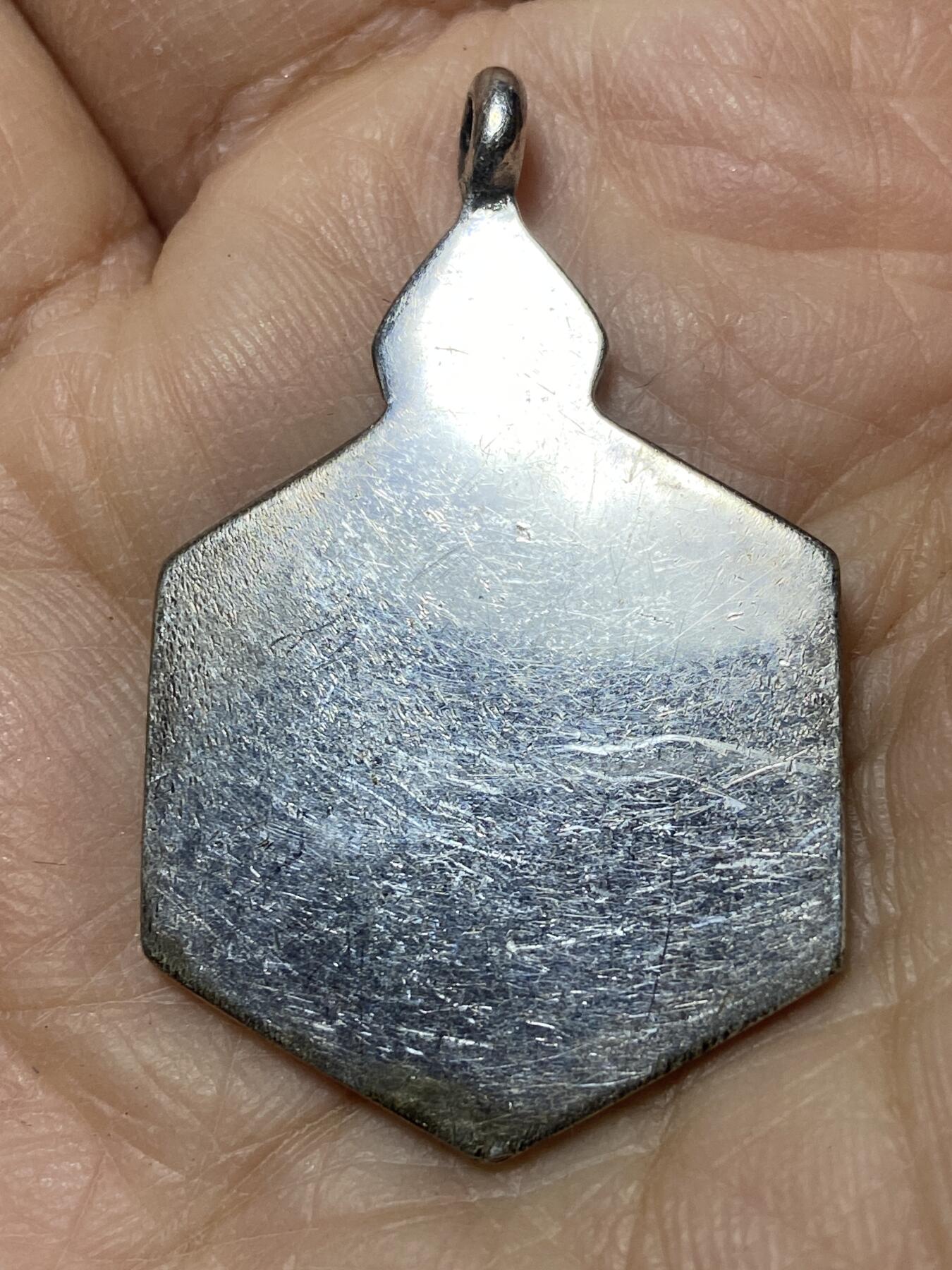 2025年第一百二十七场(总第一百五十三场）外国好品章牌、散币(免佣金) 英国🇬🇧伦敦图廷贝格学校体育协会的游泳赛事奖牌，重10.97克