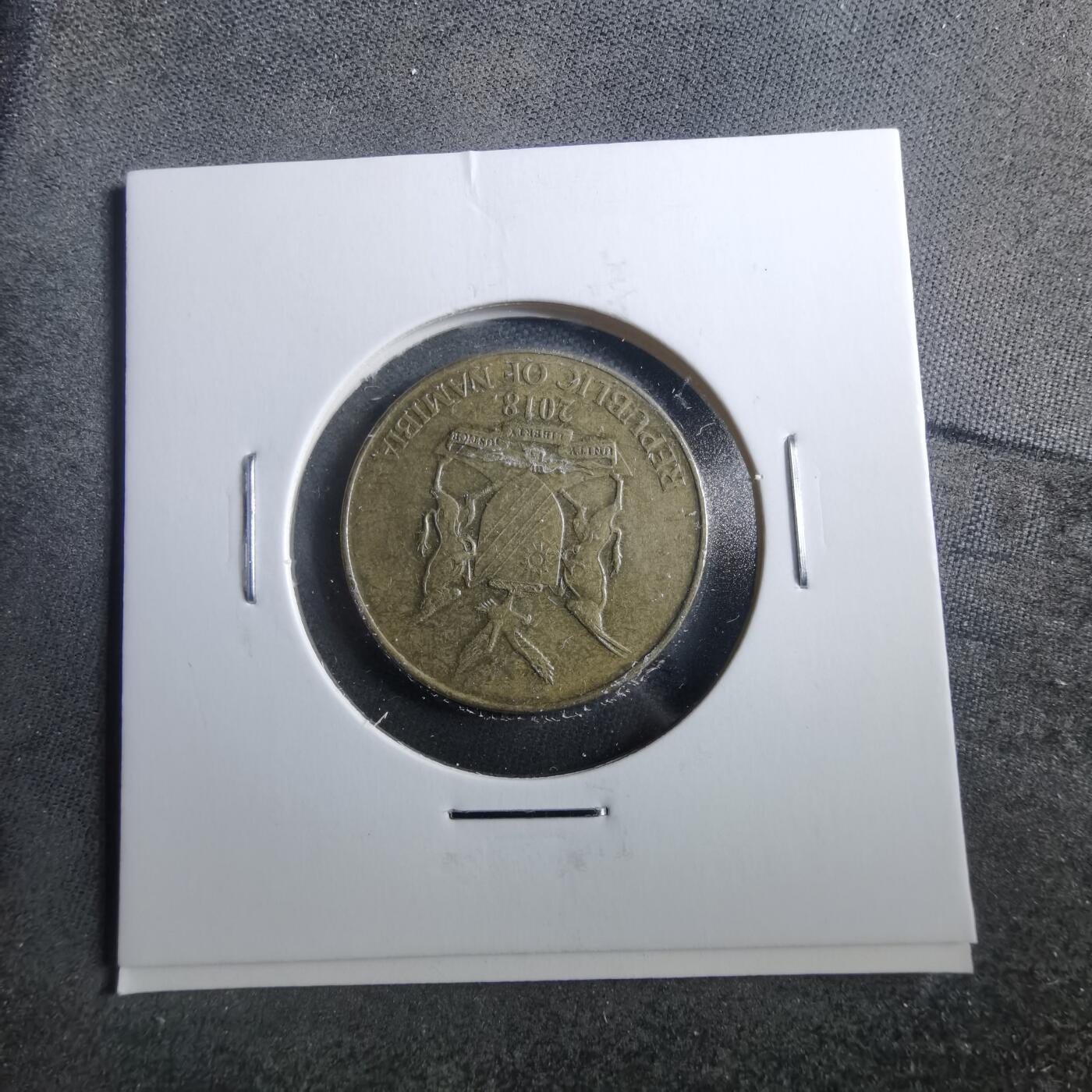 沼泽如烟--第899场 纳米比亚2018年一元