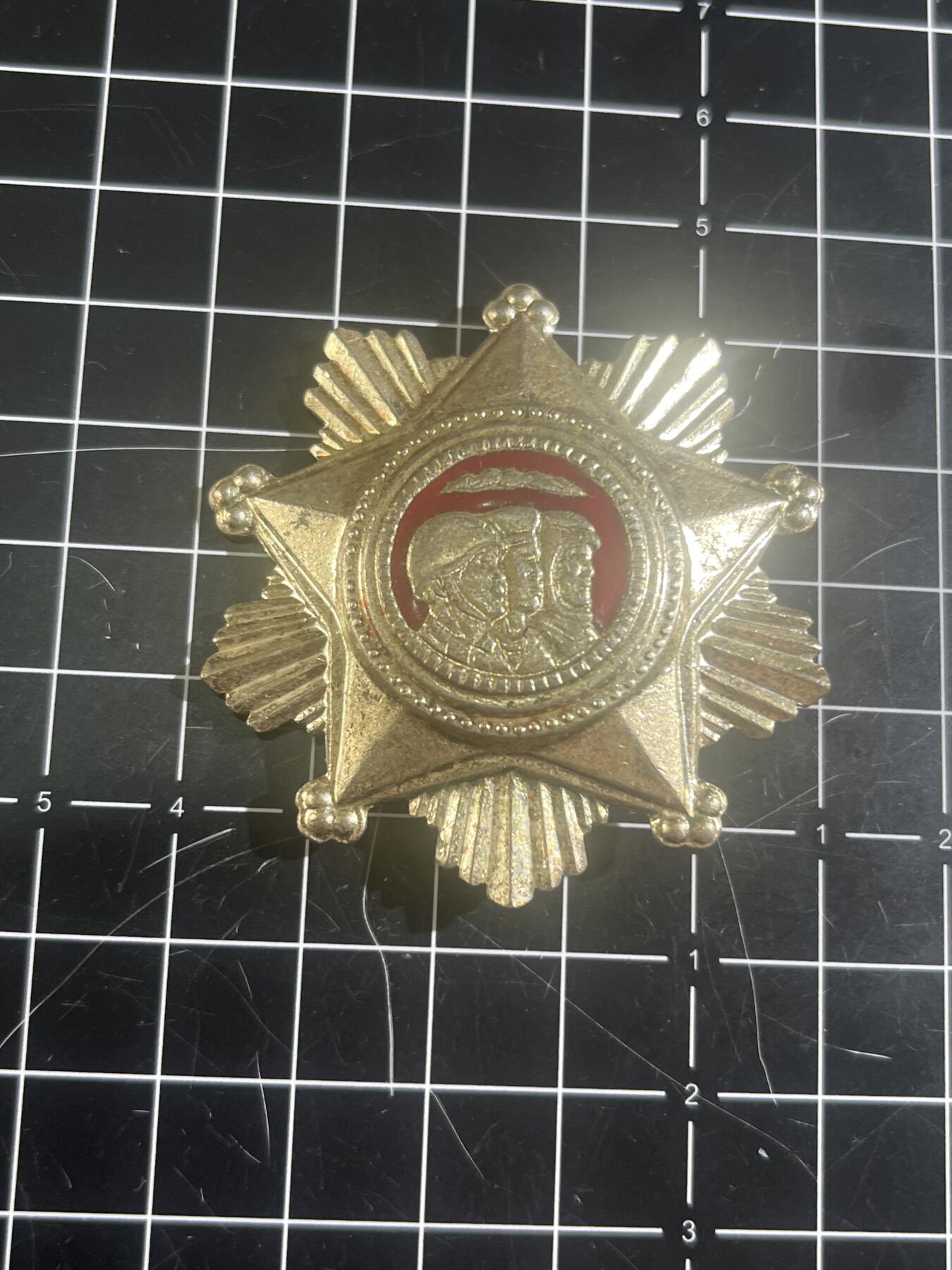 古冰库章牌勋赏收藏第46场拍卖 朝鲜海陆空三军纪念章