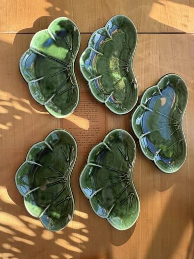 海外回流精品拍卖11.16 - 日本回流荷叶碟子一套五个-尺寸：17cmX9cm