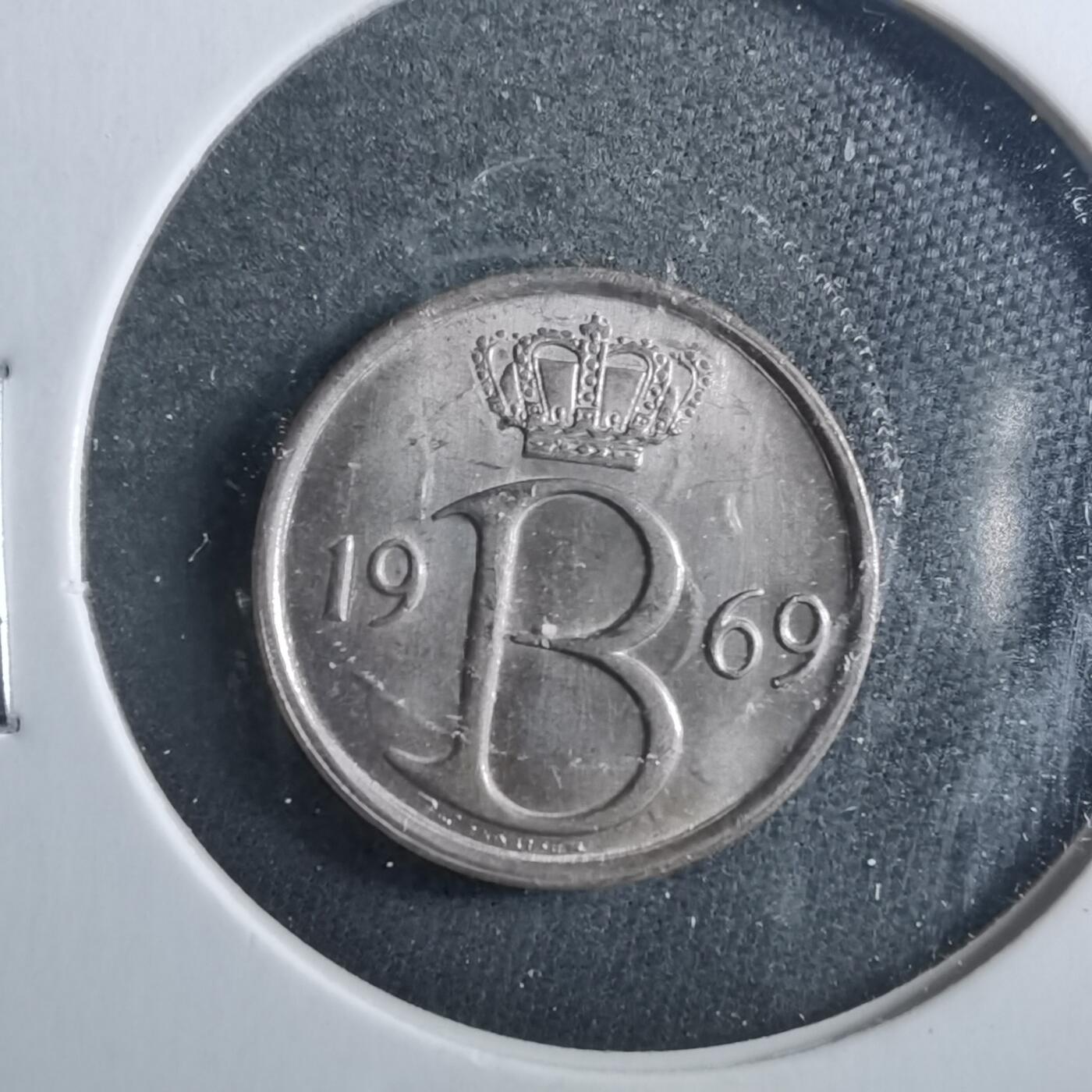 沼泽如烟--第899场 比利时1969年25分