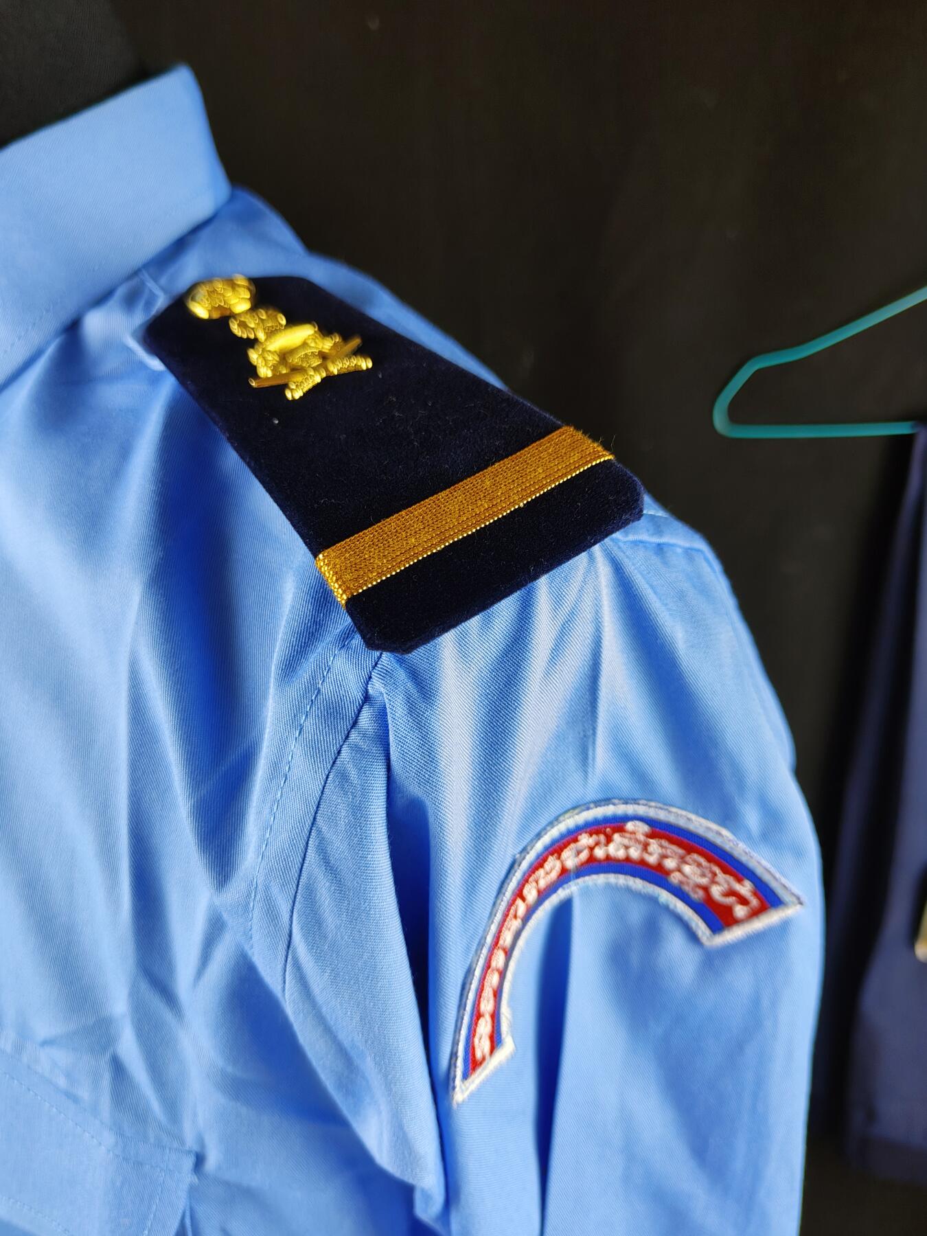 0元起拍勋章 第309期 咸鱼国勋章拍卖专场 11月12日（周三）下午6：00开始 胸围102 肩宽44 衣长73 袖长60领围39 腰围82 裤长98